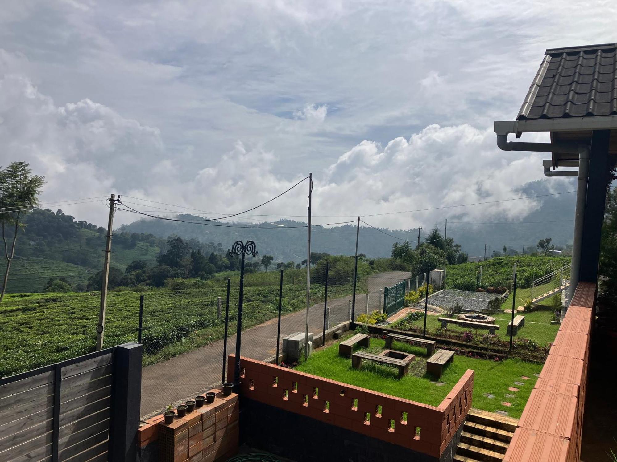 Niranjana By Surada Resorts โกตากิริ ภายนอก รูปภาพ